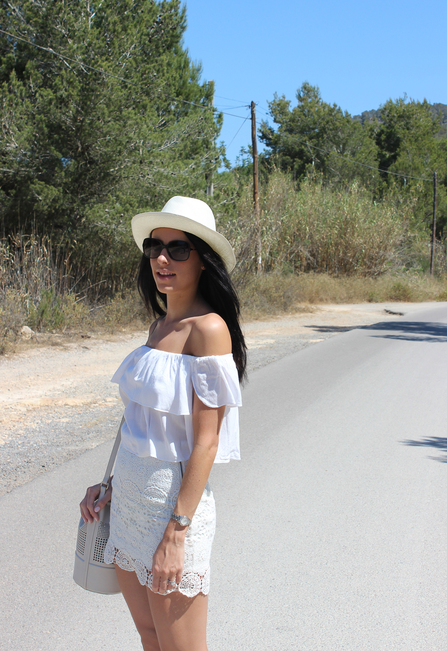 IMG_1067Sabrina Chakici - Clutch and Carry on - UK Style and travel - Ibiza travel blog