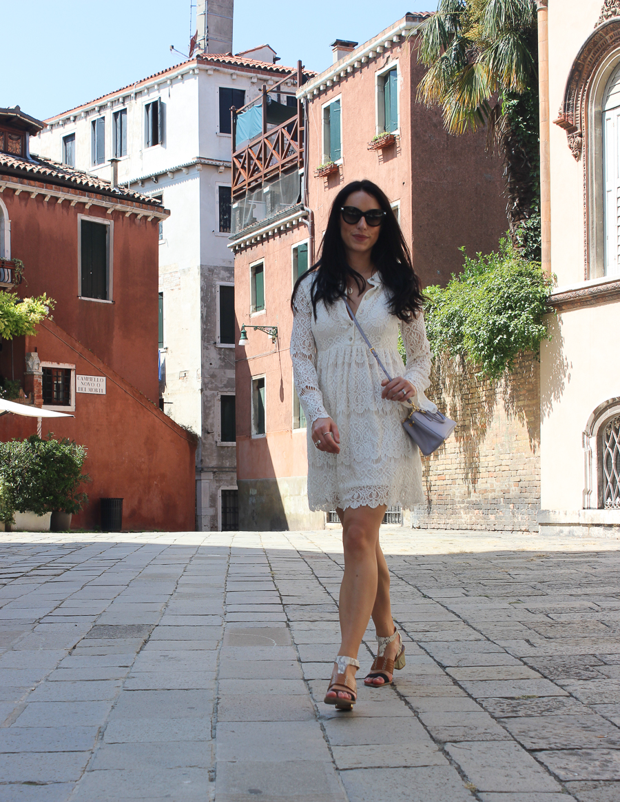 Sabrina Chakici - Clutch and Carry on - UK Fashion blogger & UK Travel Blogger - Venice Travel Blog-47