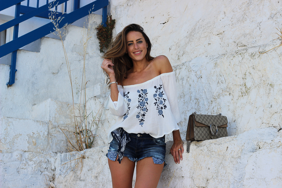 Sabrina Chakici - Clutch and carry on - travel and style blog, travel blogger - Mykonos travel blog - Folli Follie - FFislandhopping-113