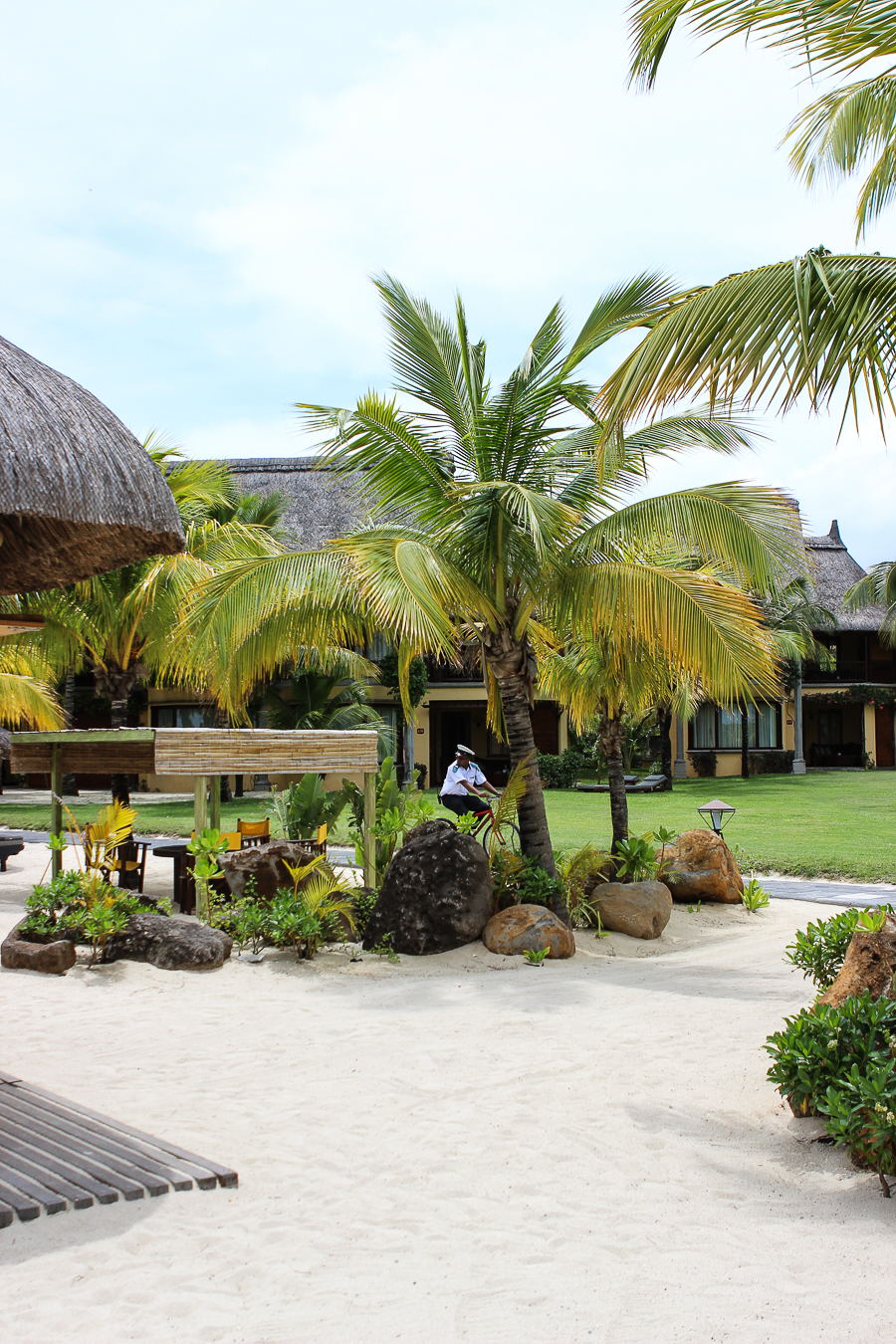 Sabrina Chakici - Clutch & Carry-On - Mauritius - Beachcomber hotel mauritius, trox aux biches, dinarobin beachcomber resort (128 of 202)