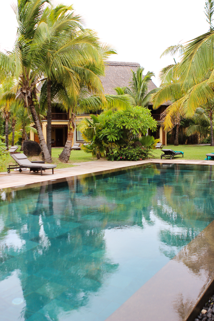 Sabrina Chakici - Clutch & Carry-On - Mauritius - Beachcomber hotel mauritius, trox aux biches, dinarobin beachcomber resort (143 of 202)